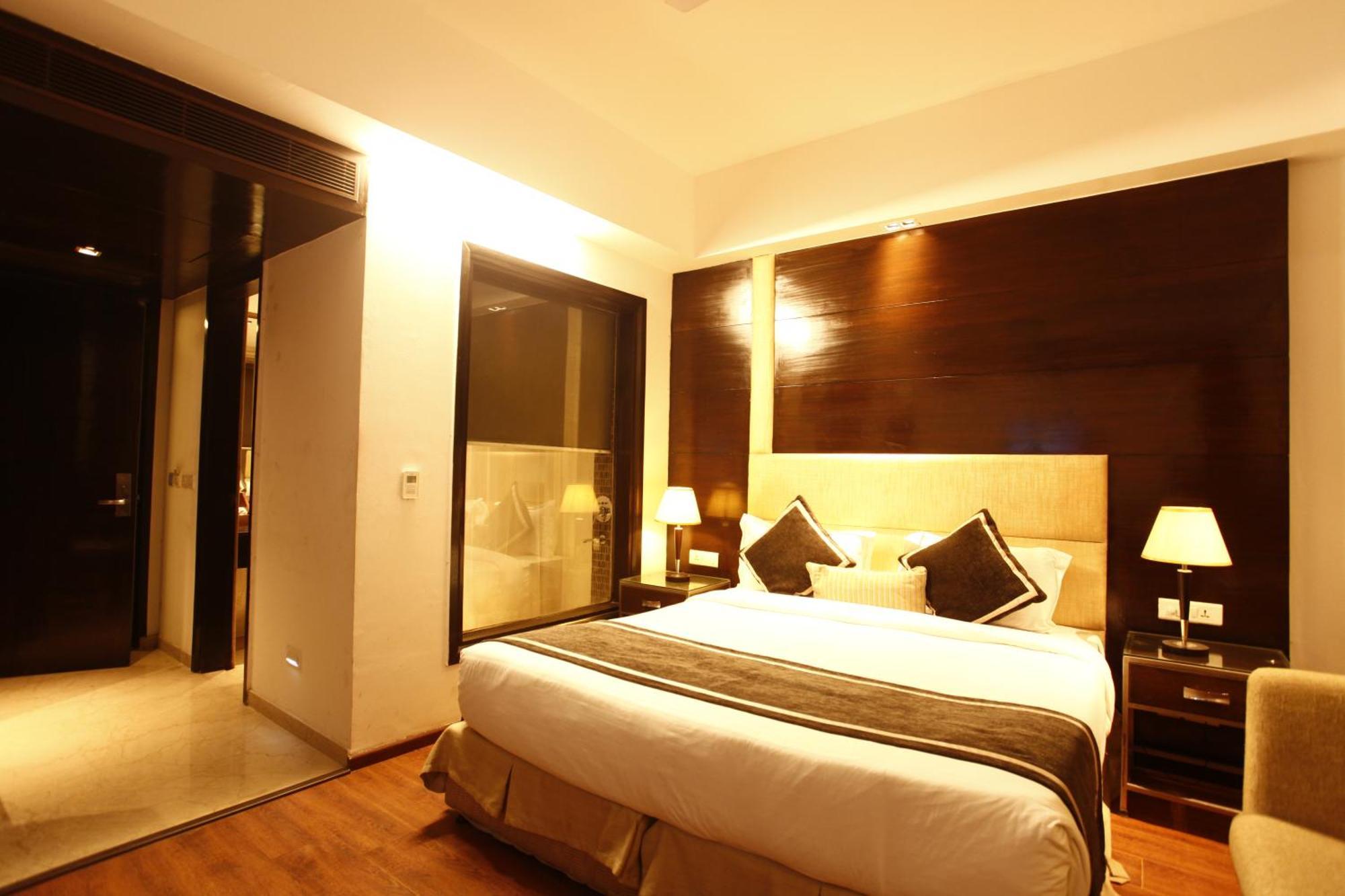 Plutos Hotel New Delhi Eksteriør billede