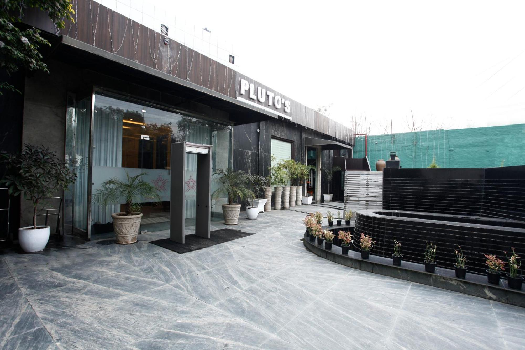 Plutos Hotel New Delhi Eksteriør billede